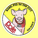 Dole Babe Pig in the city 1.JPG (21643 Byte)